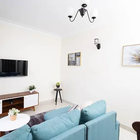 Comfortable And Sophisticated Apartment Kampala Exterior photo